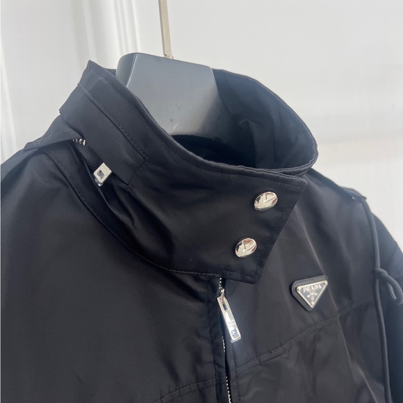 Prada women's short jacket - Picture 6 of 6